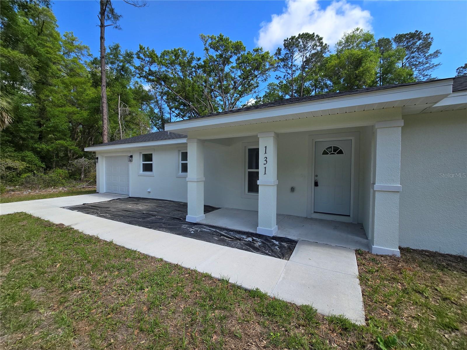 131 Fisher, Ocklawaha, FL 32179