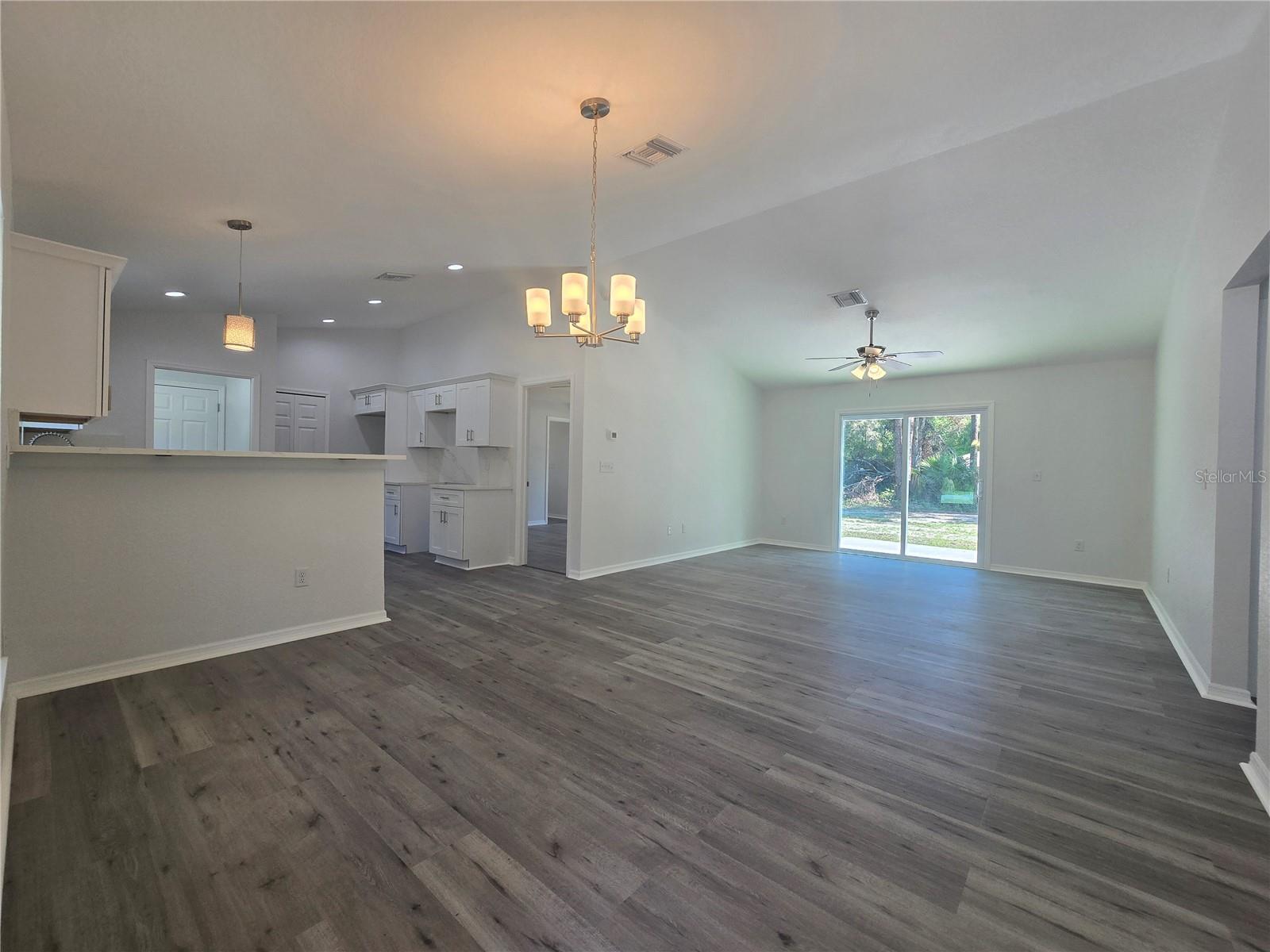131 Fisher, Ocklawaha, FL 32179