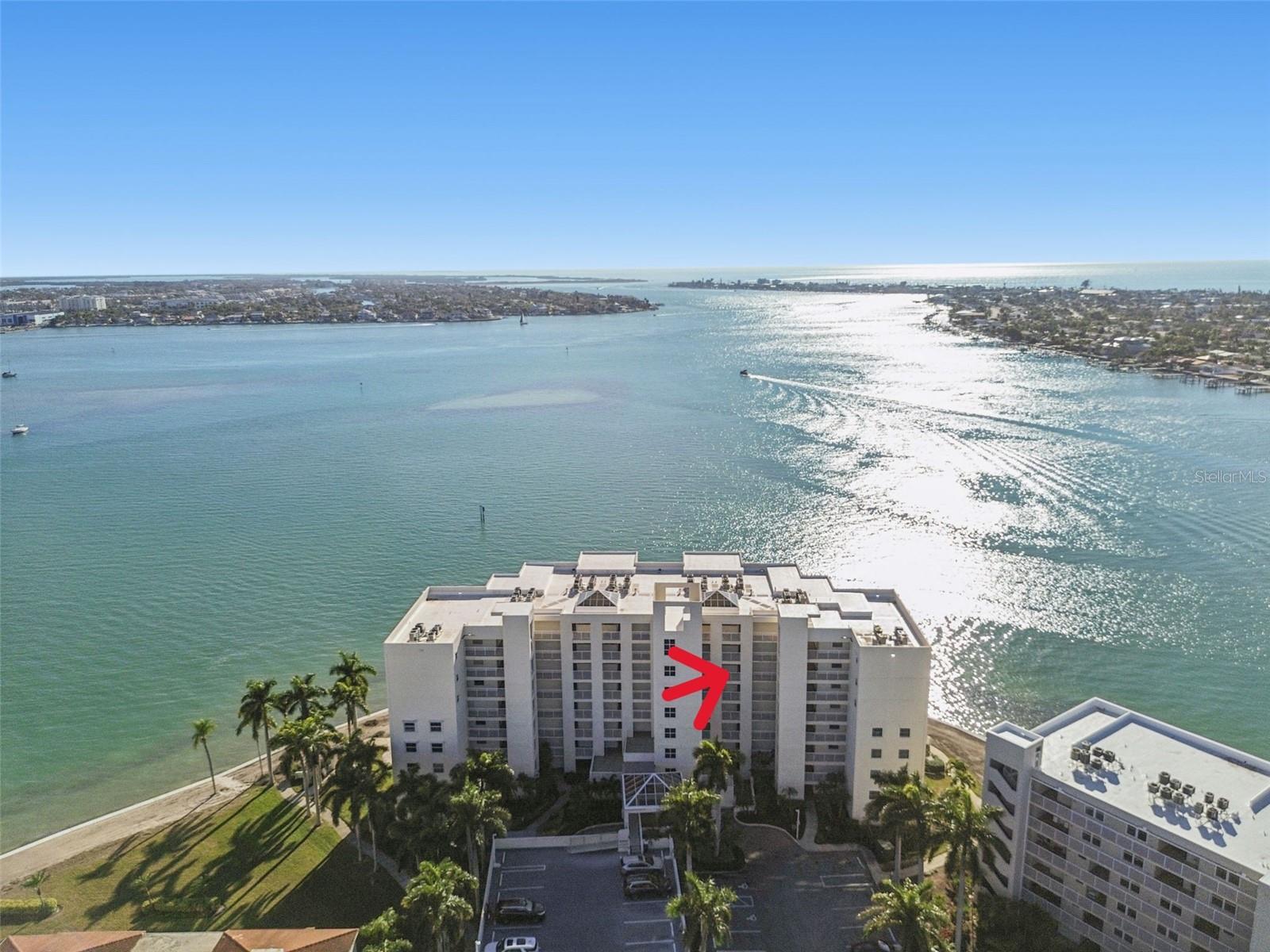 6105 Bahia del Mar Unit 686, St Petersburg, FL 33715