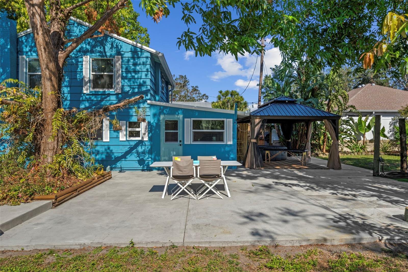 105 Tucker, Sarasota, FL 34232