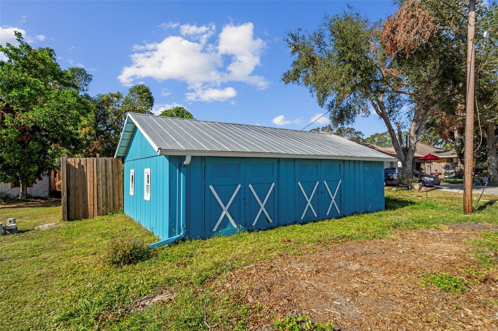 105 Tucker, Sarasota, FL 34232