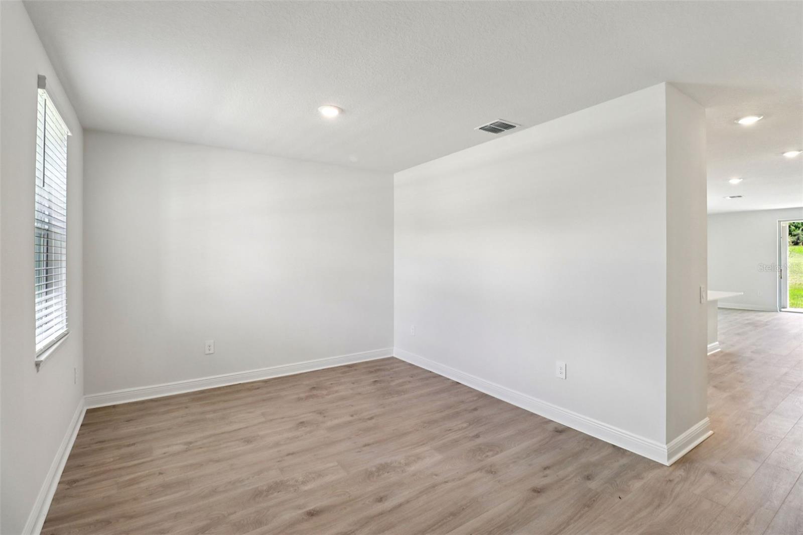 787 Sunshower, Lady Lake, FL 32159