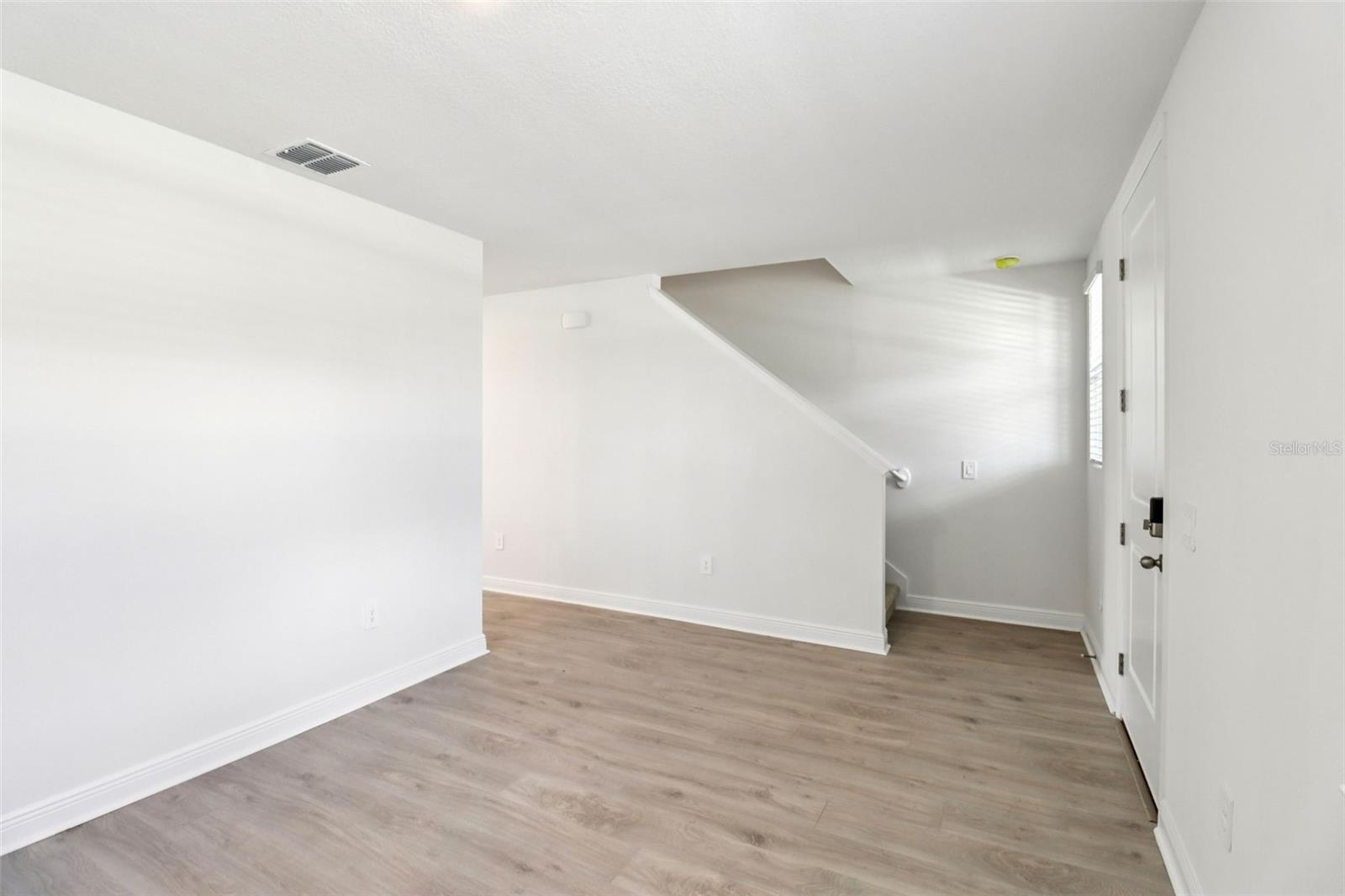 787 Sunshower, Lady Lake, FL 32159