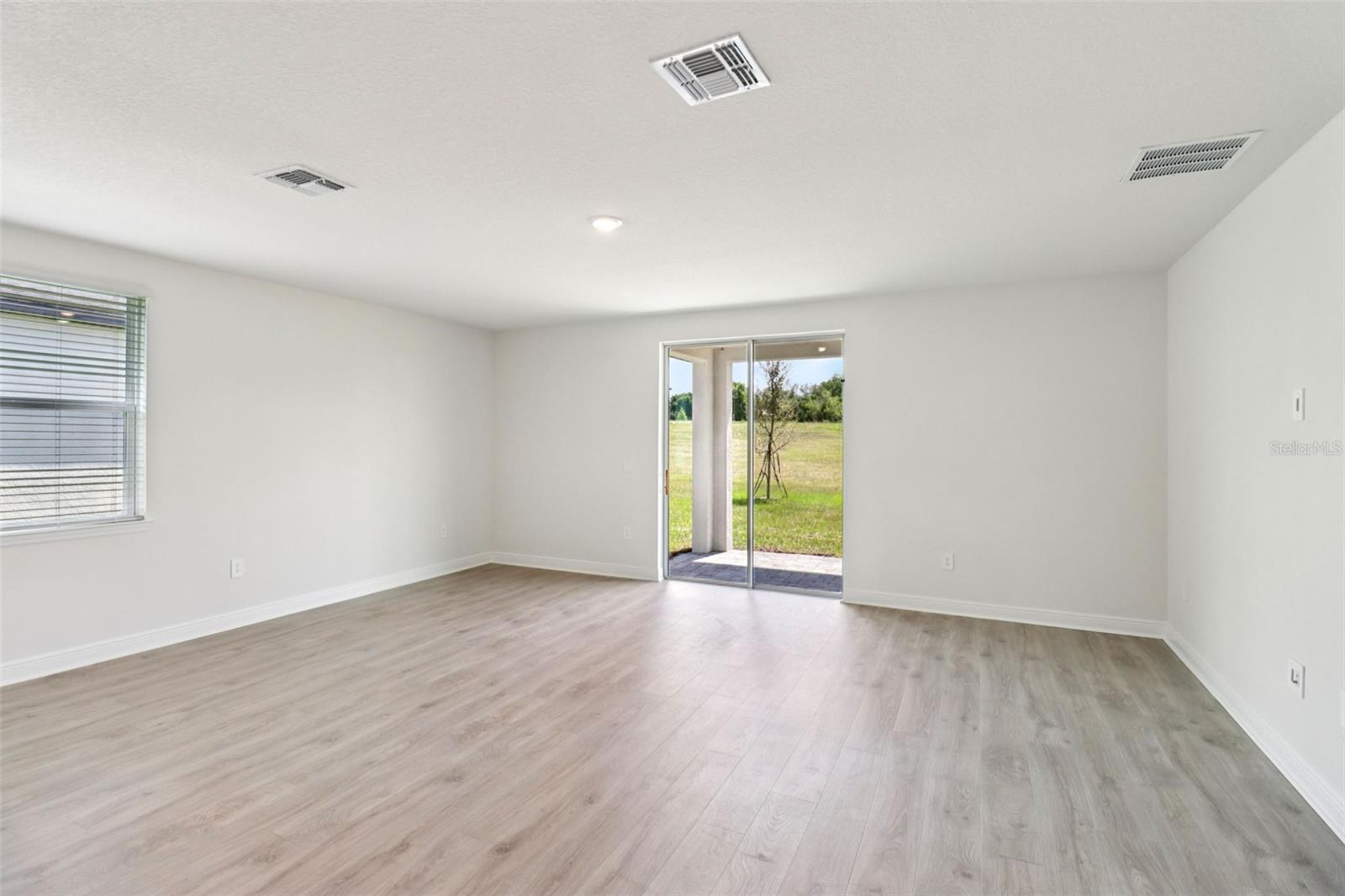 787 Sunshower, Lady Lake, FL 32159