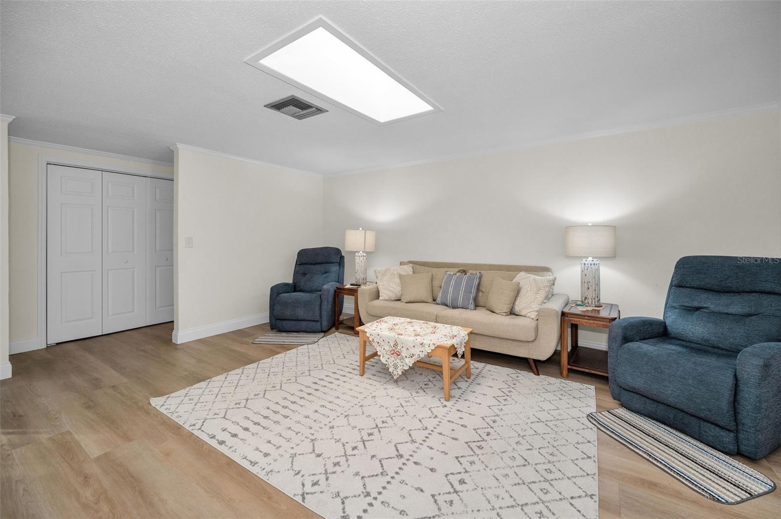 817 Riverside, Tarpon Springs, FL 34689