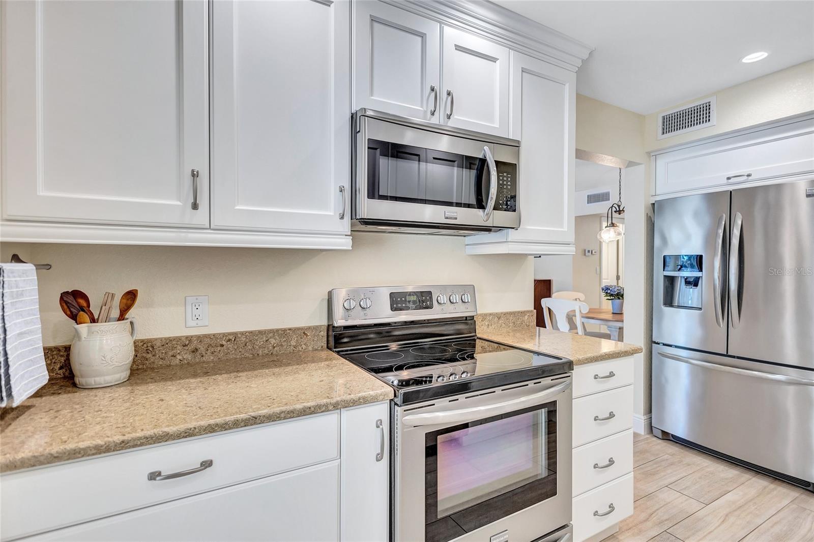 137 Avenida Messina Unit 3, Sarasota, FL 34242