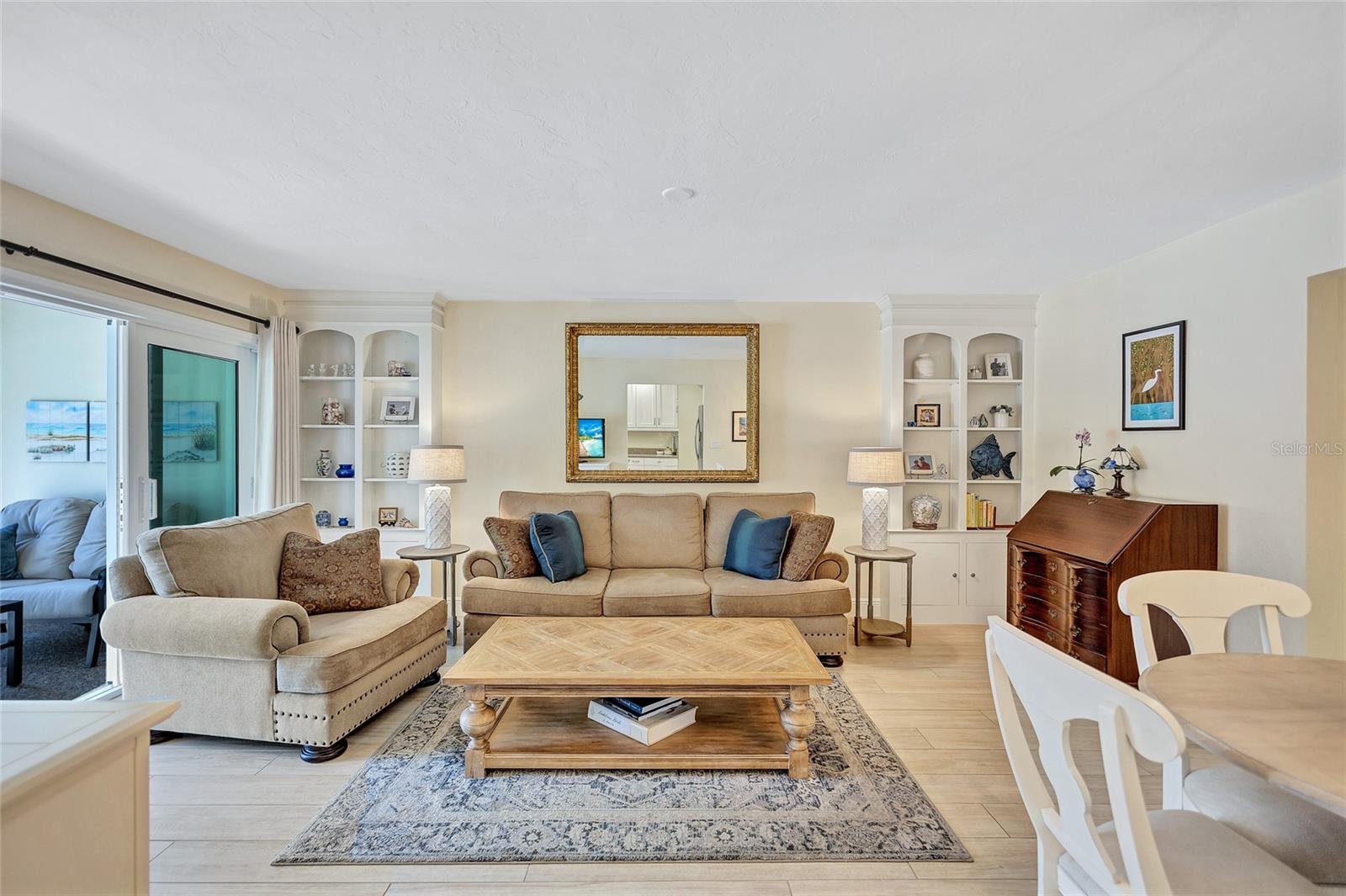 137 Avenida Messina Unit 3, Sarasota, FL 34242