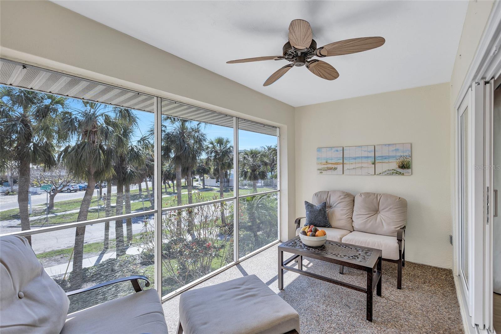 137 Avenida Messina Unit 3, Sarasota, FL 34242