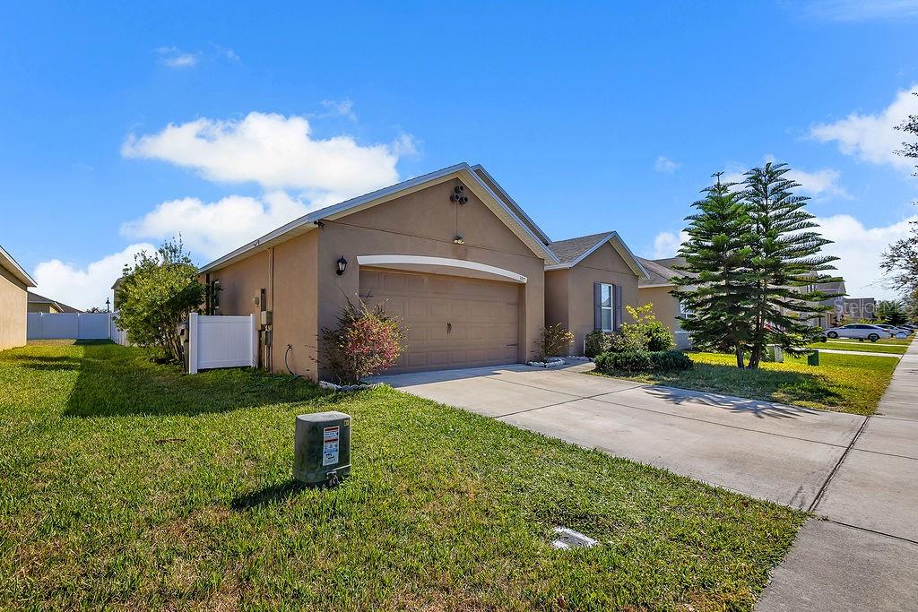 397 Aberdeen, Davenport, FL 33896