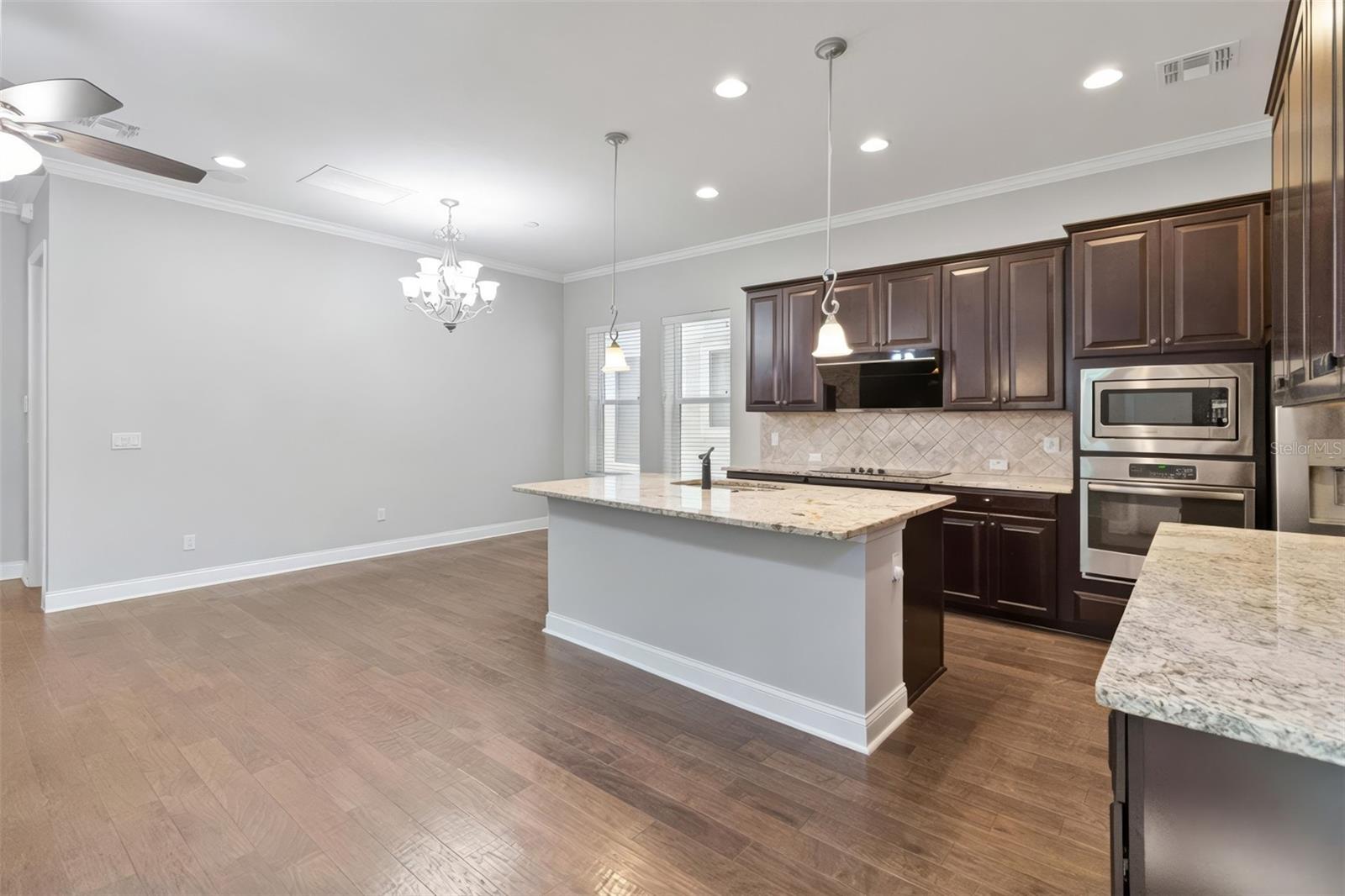 8905 Laureate, Orlando, FL 32827