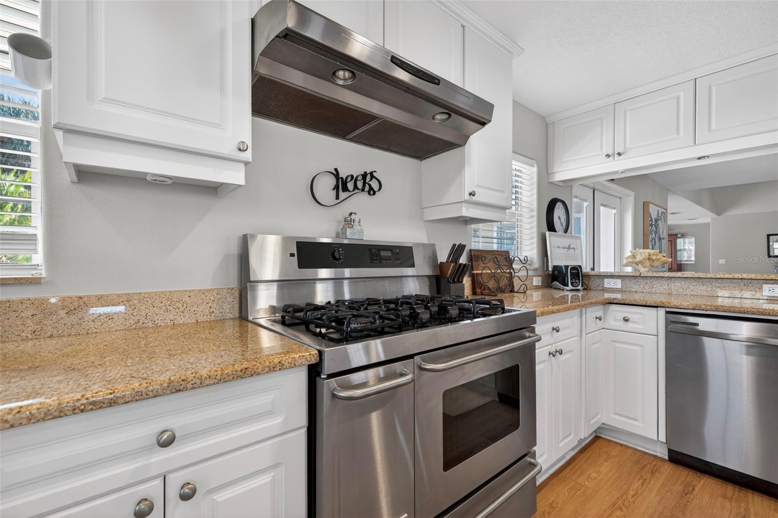 1902 Arrowhead, St Petersburg, FL 33703