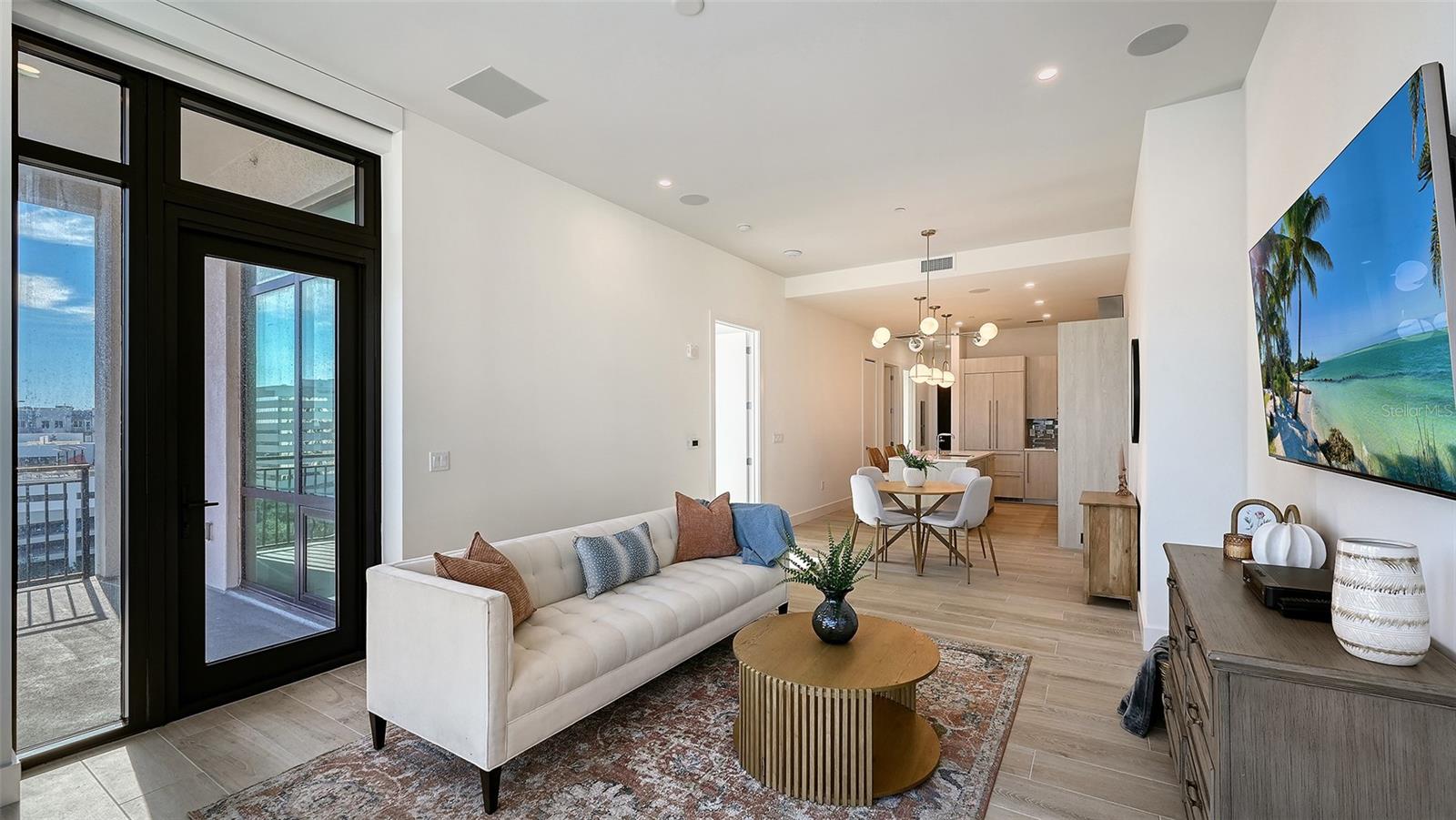 33 Palm Unit 904, Sarasota, FL 34236