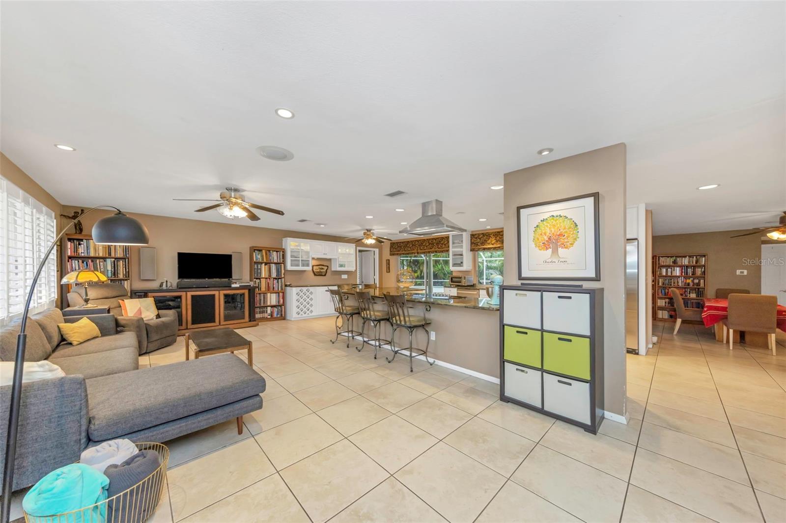 4313 50th, St Petersburg, FL 33711