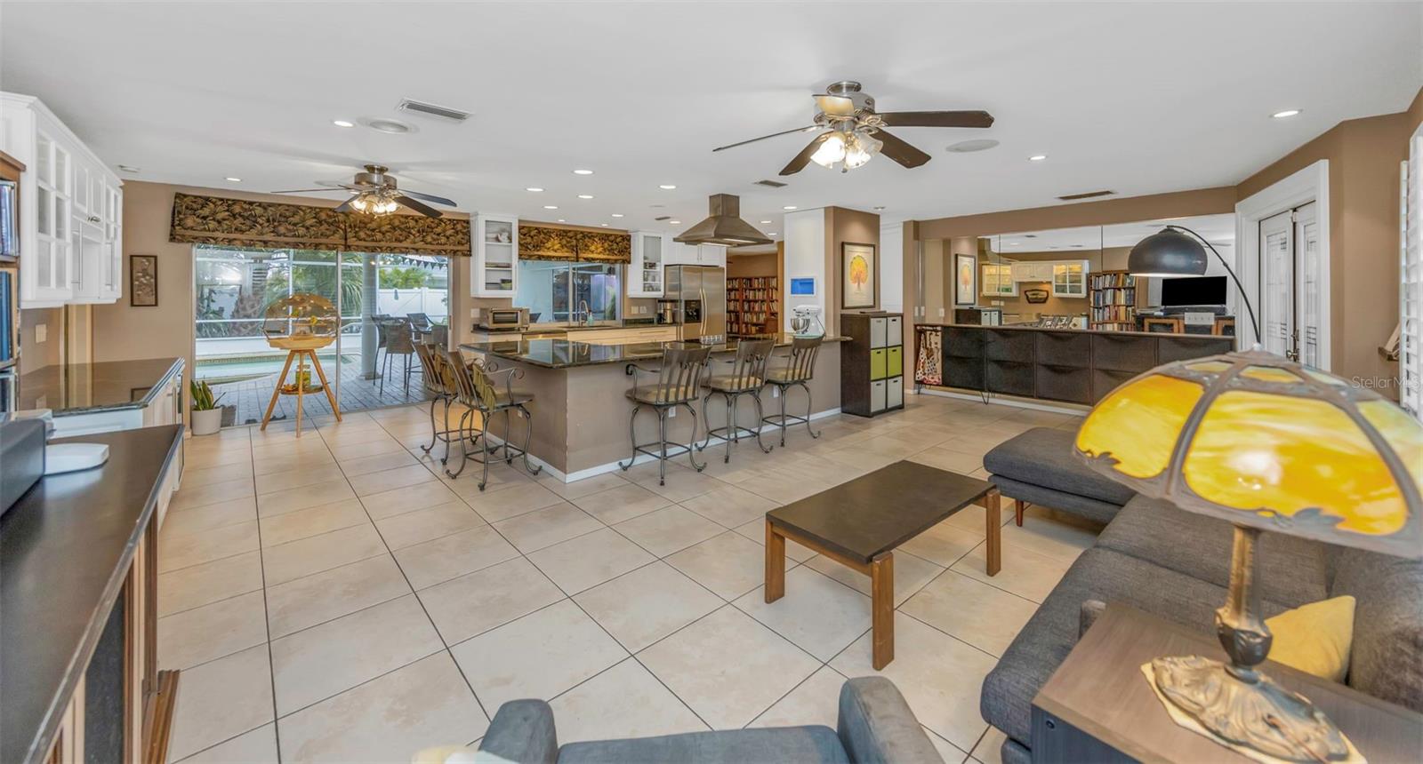 4313 50th, St Petersburg, FL 33711