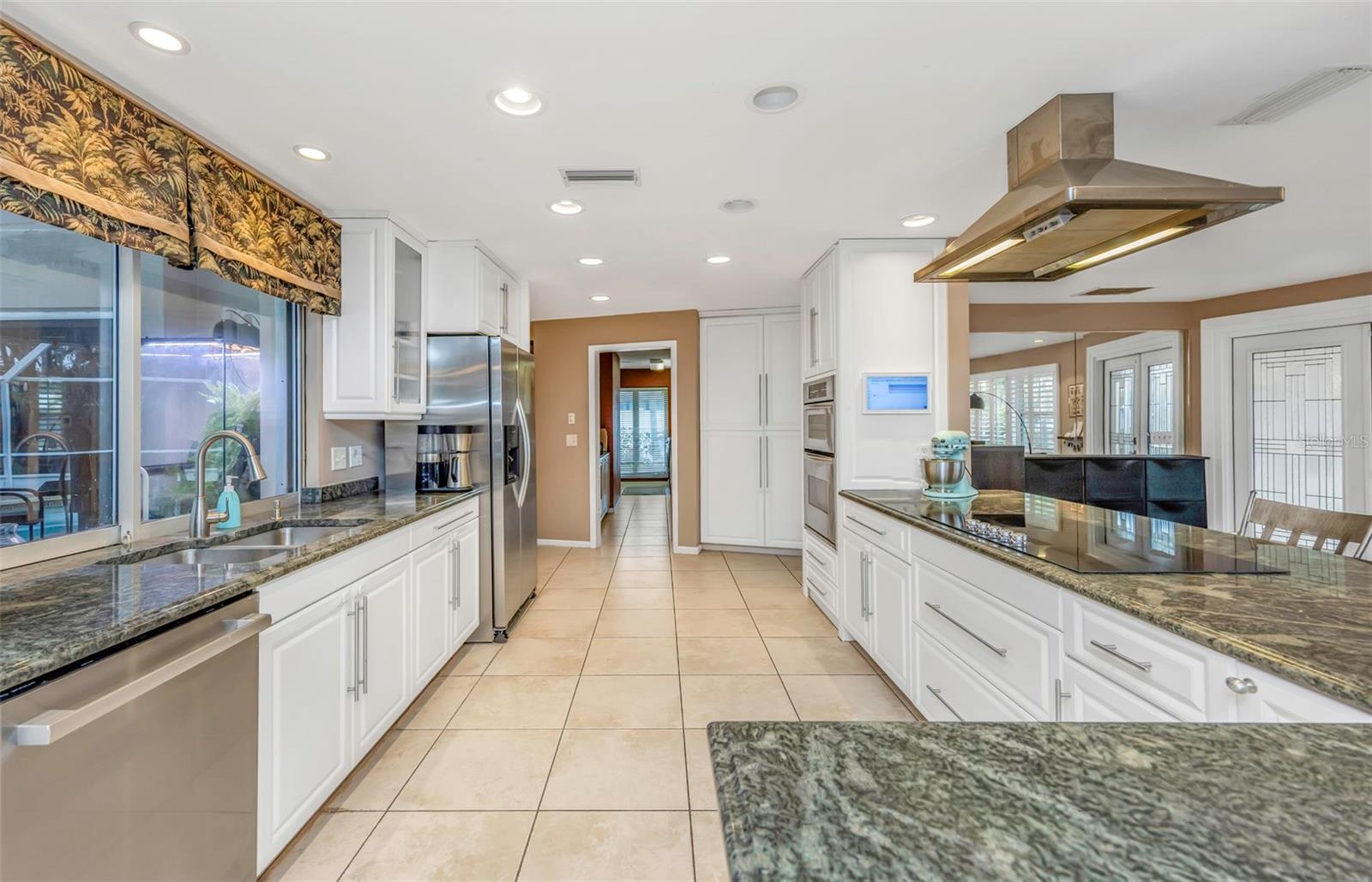 4313 50th, St Petersburg, FL 33711