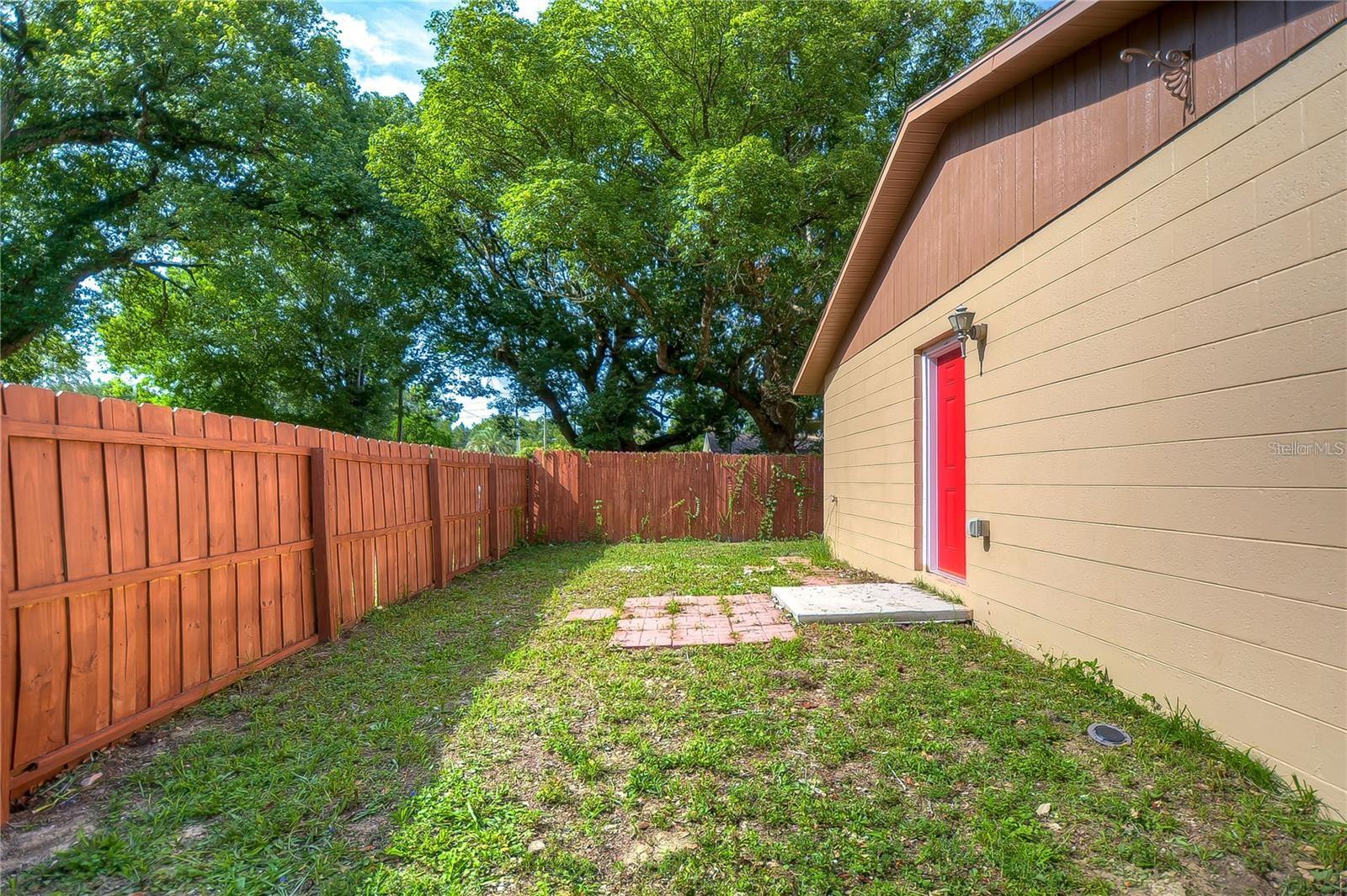 5520 20th, Zephyrhills, FL 33542