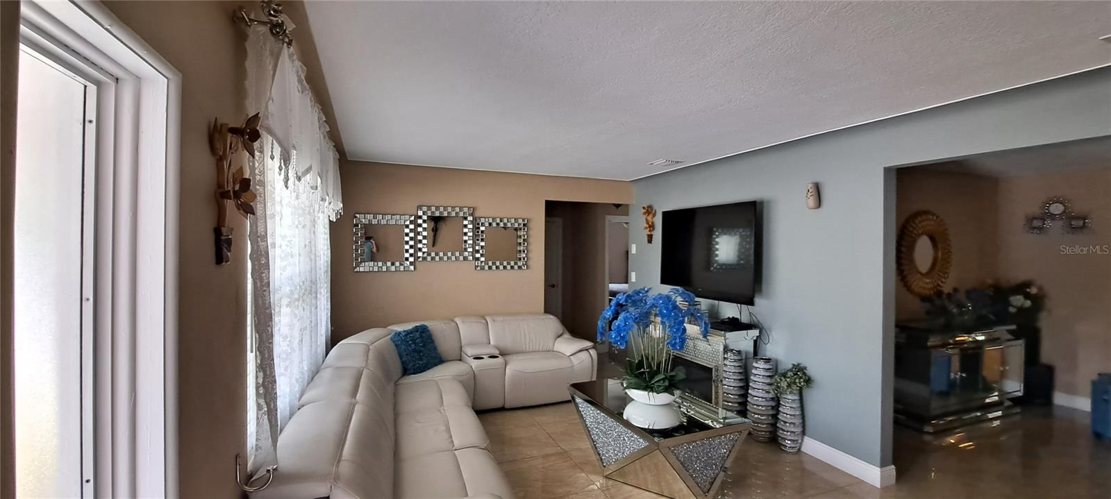 3964 22nd, St Petersburg, FL 33713