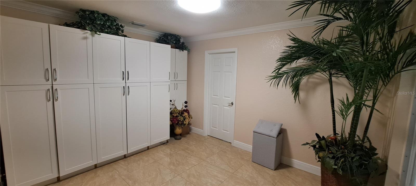 3964 22nd, St Petersburg, FL 33713
