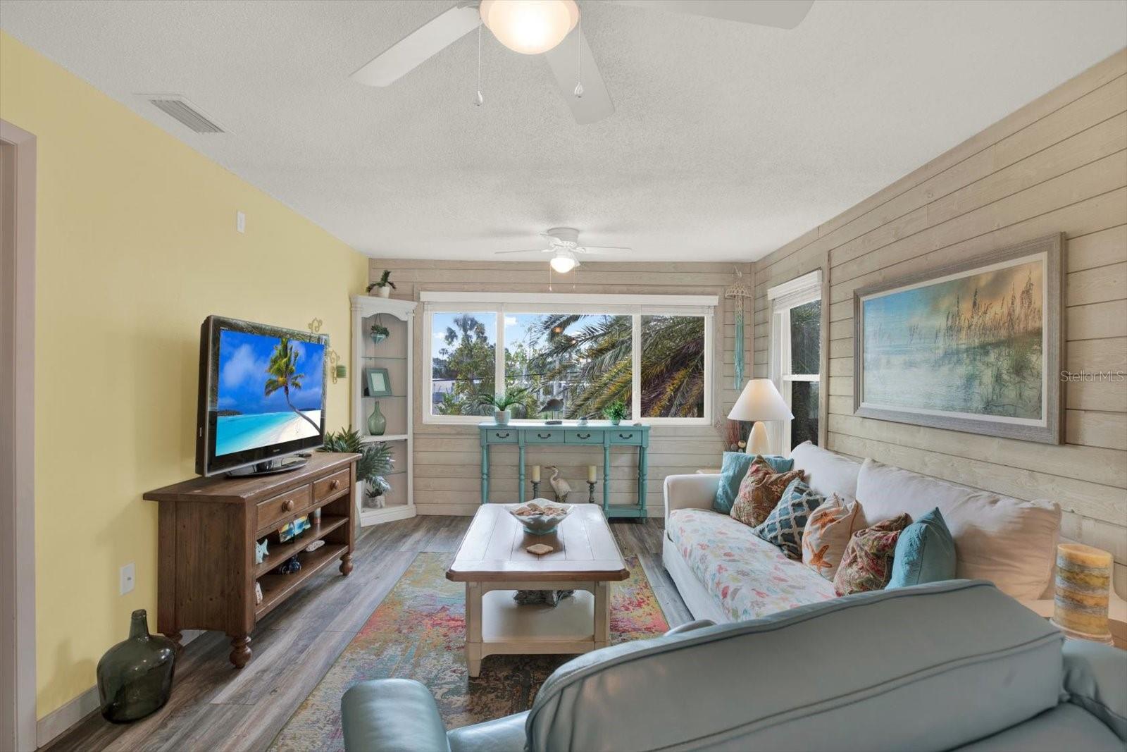 4909 Gulf Unit 6b, Holmes Beach, FL 34217