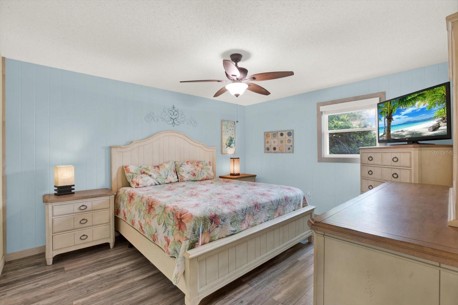 4909 Gulf Unit 6b, Holmes Beach, FL 34217