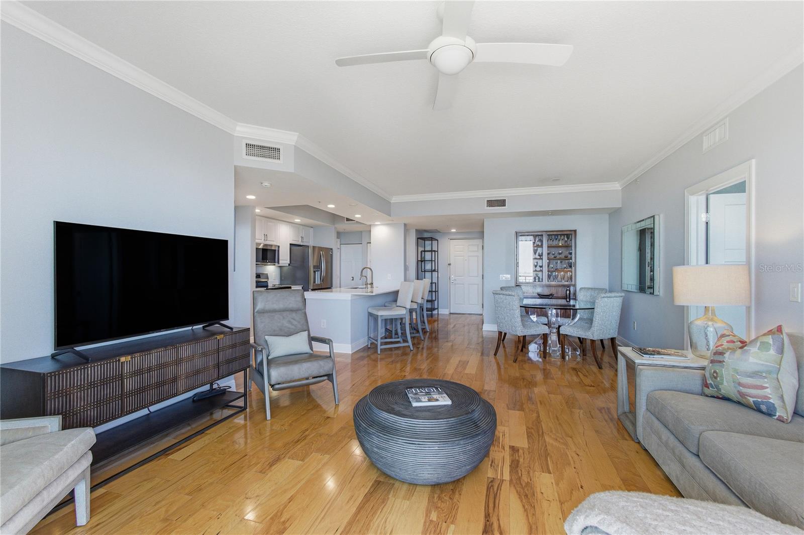 800 Tamiami Unit 1203, Sarasota, FL 34236