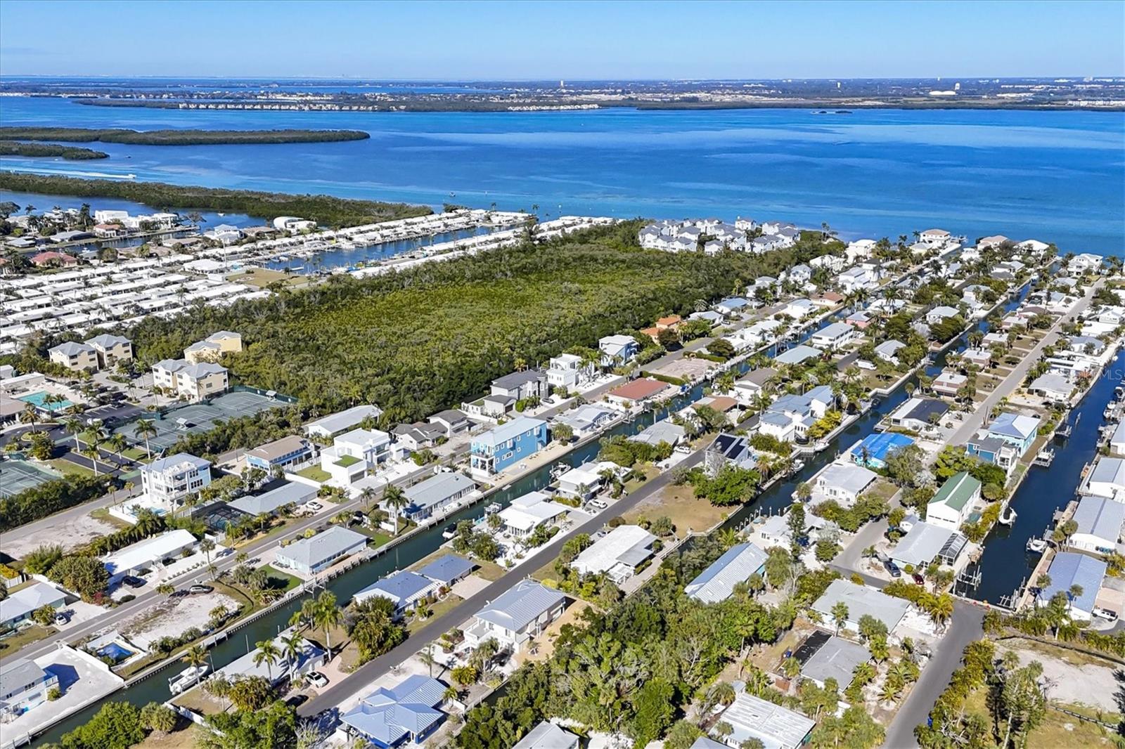 651 Jungle Queen, Longboat Key, FL 34228