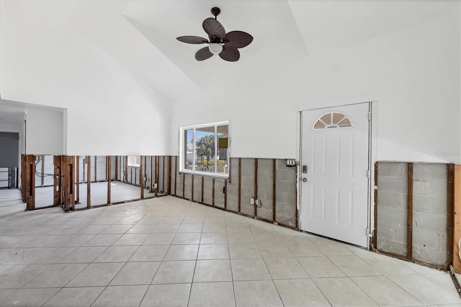 651 Jungle Queen, Longboat Key, FL 34228