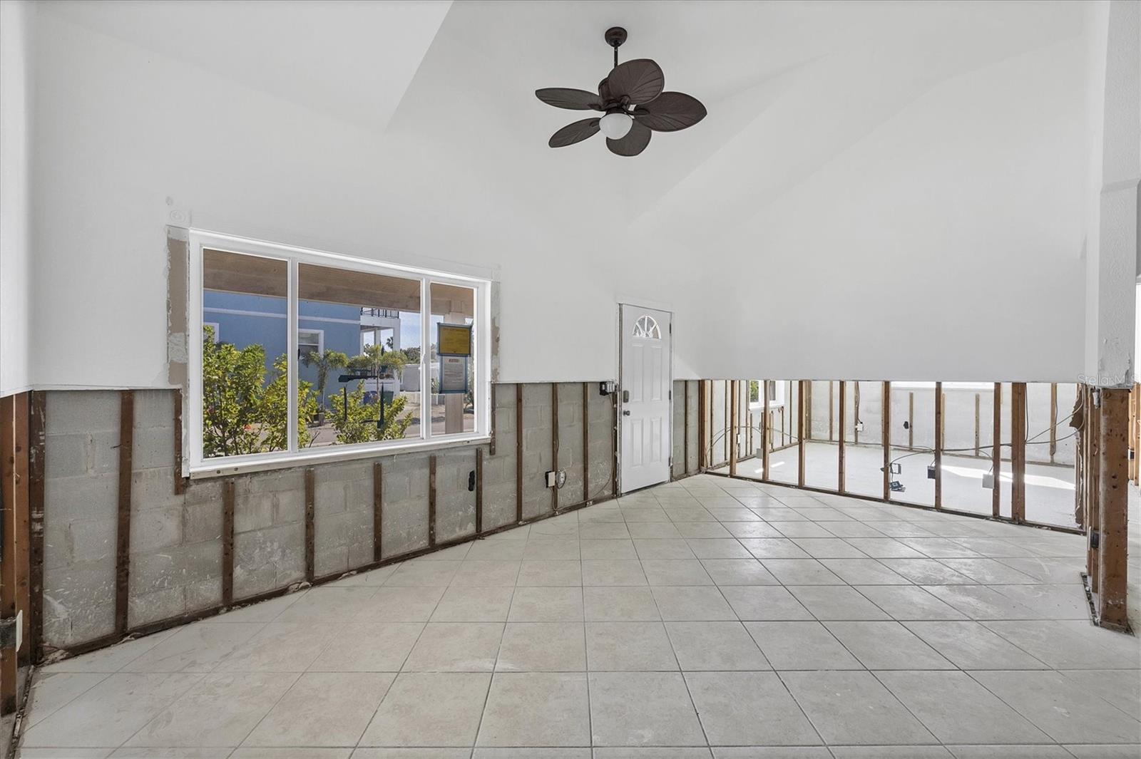 651 Jungle Queen, Longboat Key, FL 34228