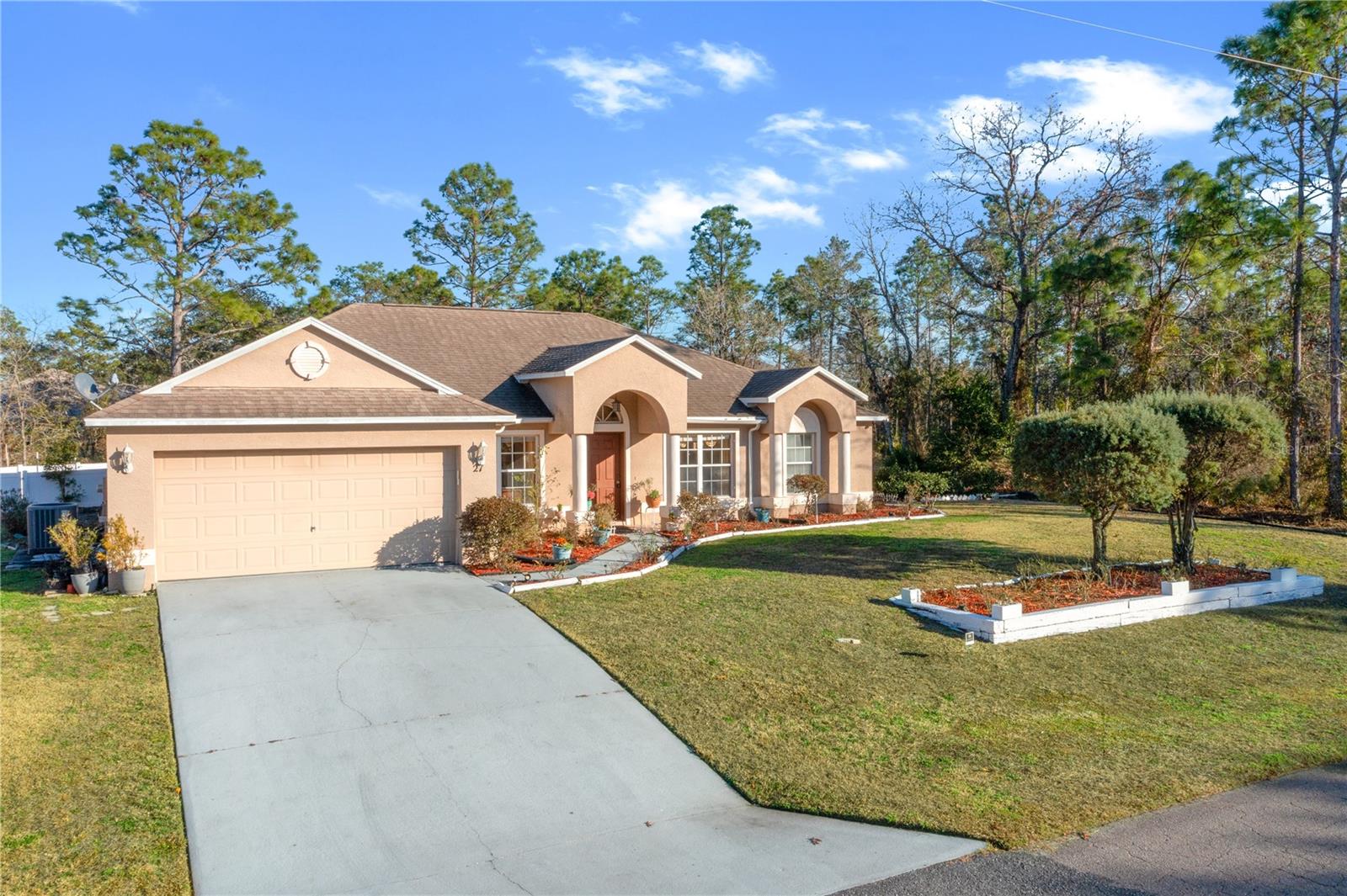 27 Vinca, Homosassa, FL 34446