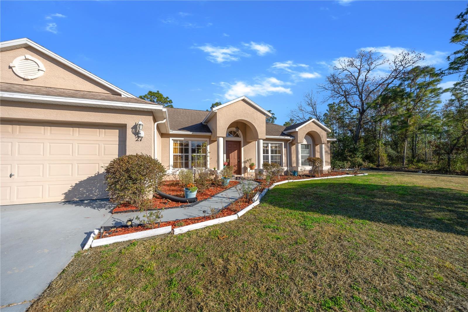 27 Vinca, Homosassa, FL 34446
