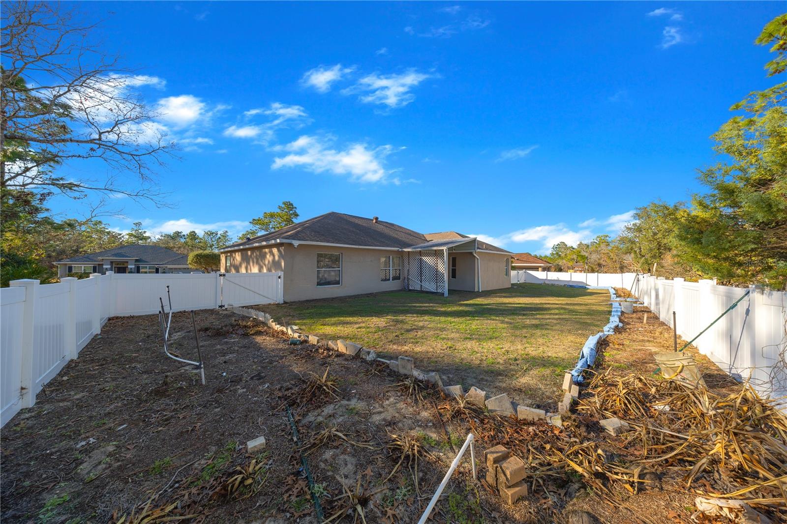 27 Vinca, Homosassa, FL 34446