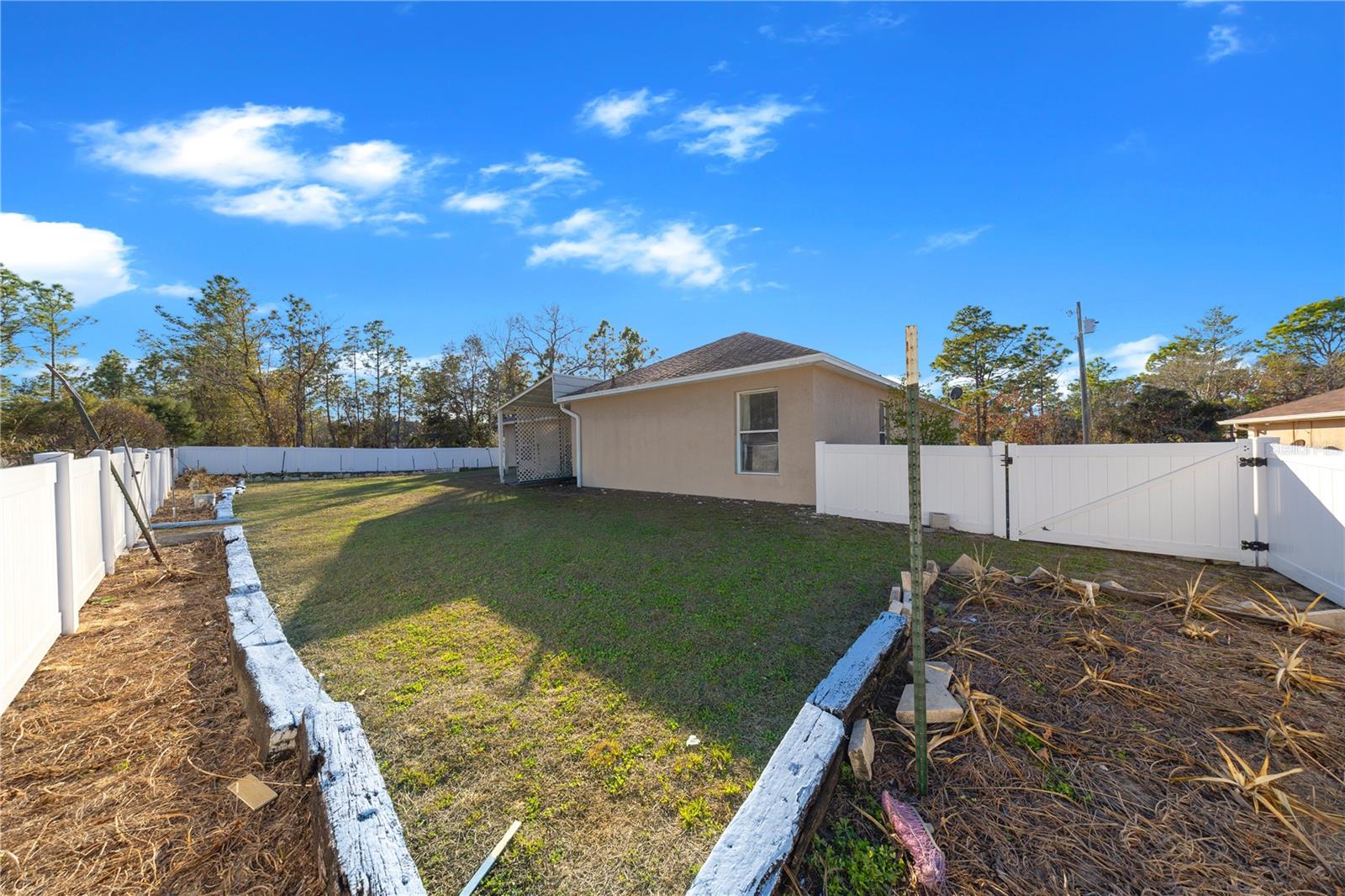 27 Vinca, Homosassa, FL 34446