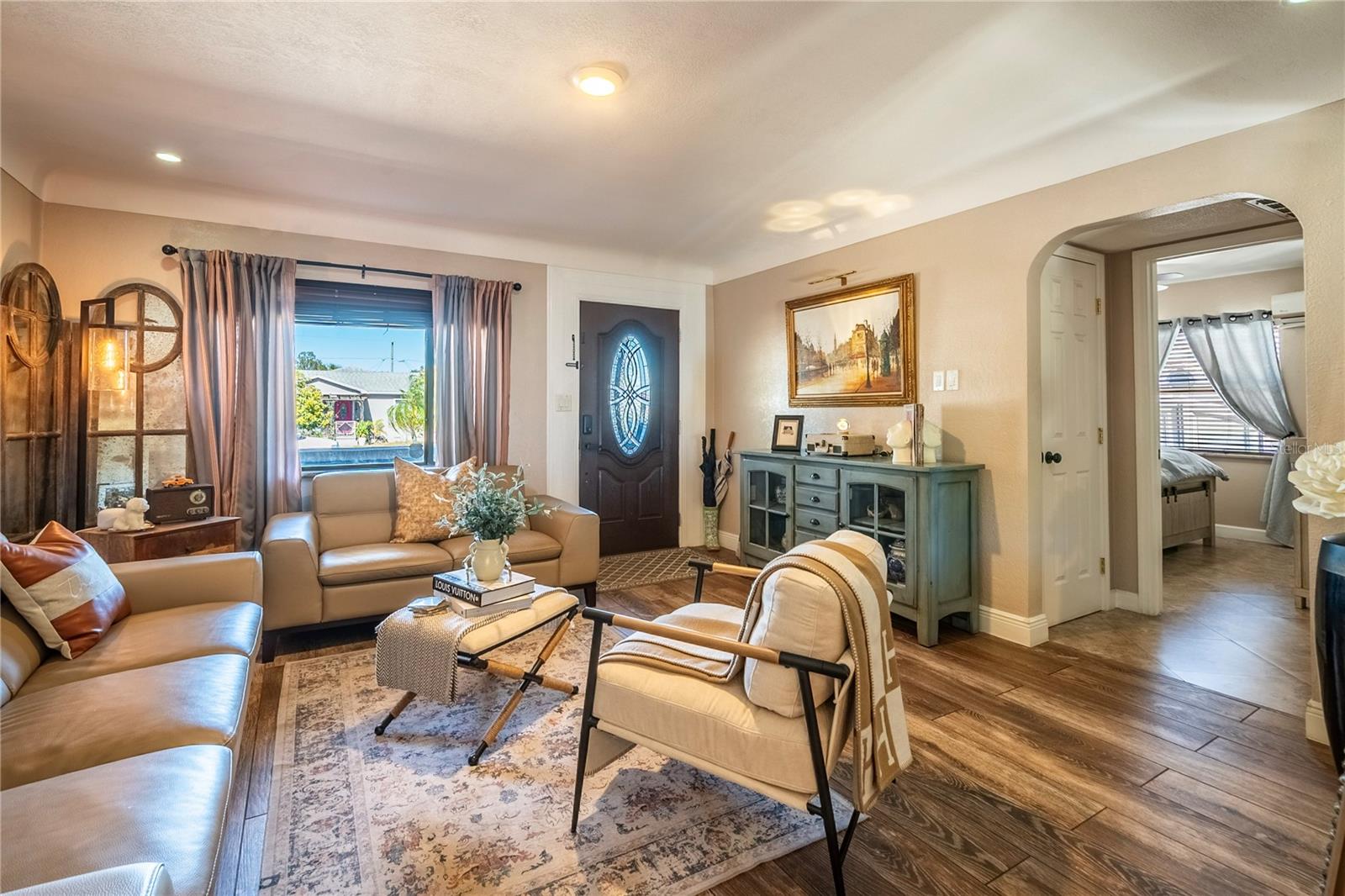 2300 37th, St Petersburg, FL 33713