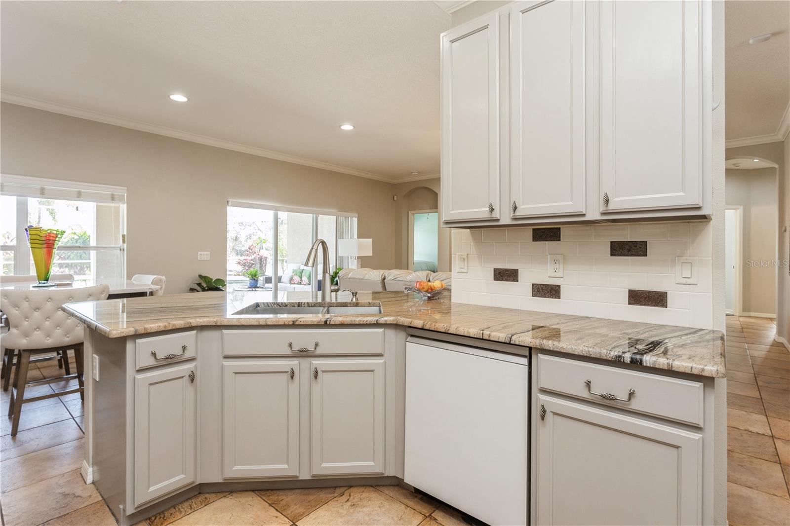 1433 Emerald Hill, Valrico, FL 33594