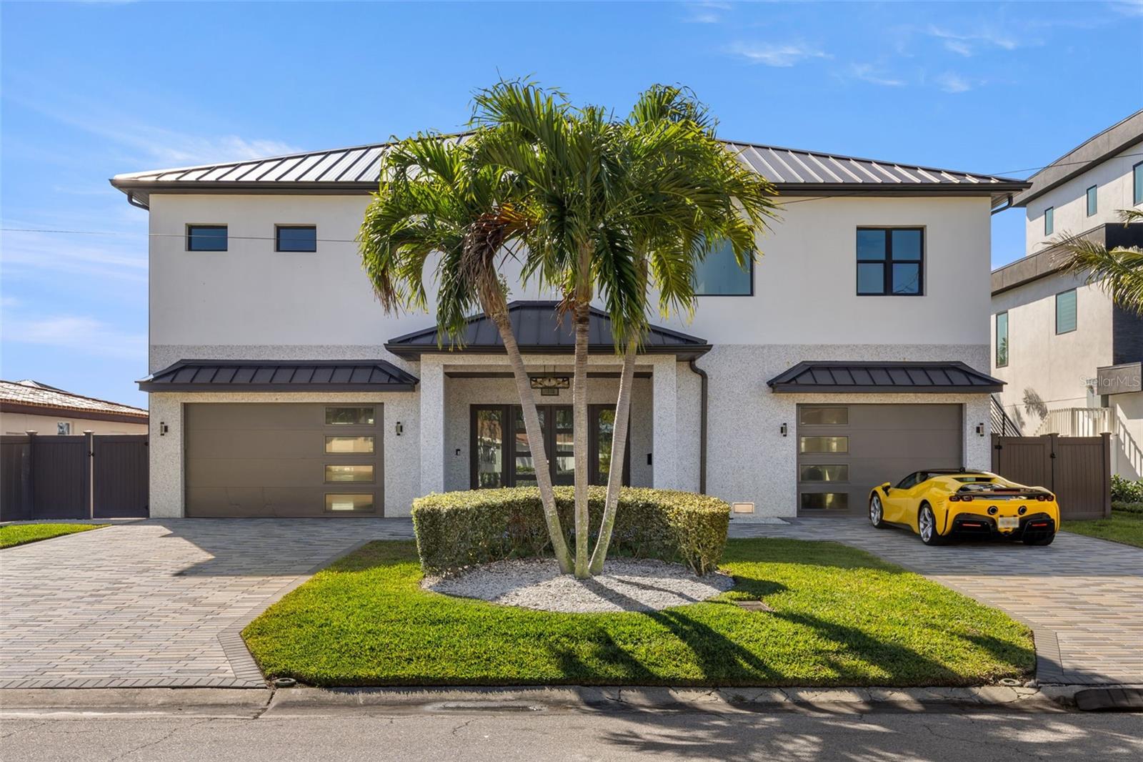 7966 1st, St Petersburg, FL 33707