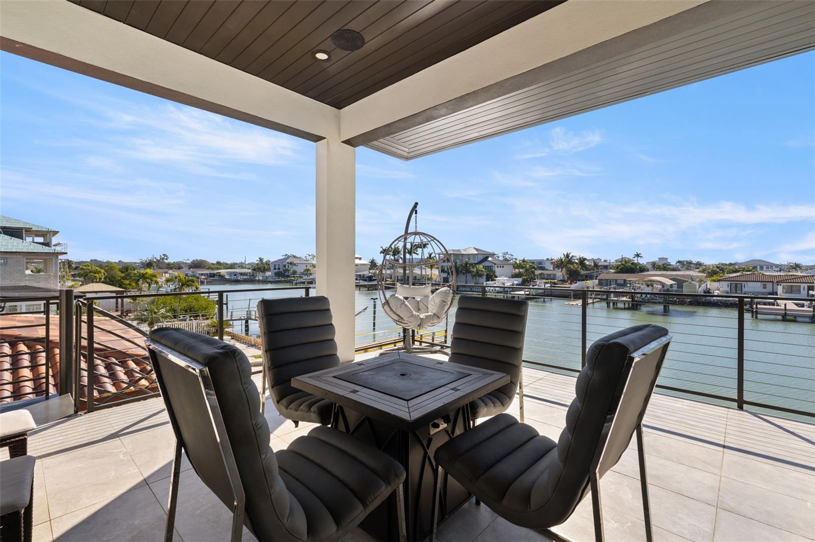 7966 1st, St Petersburg, FL 33707