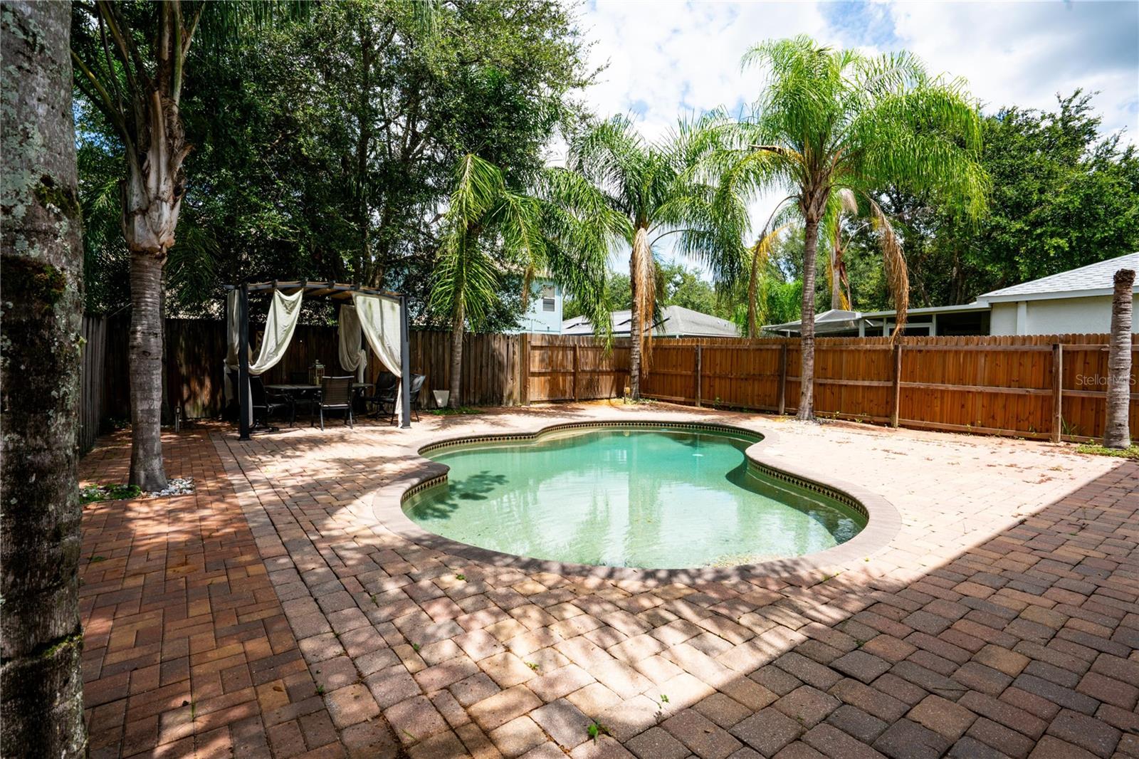 10468 Blackmore, Tampa, FL 33647