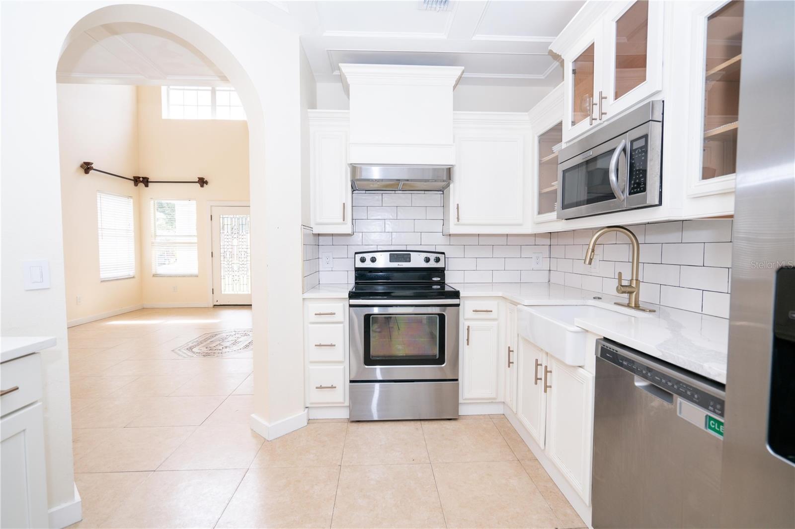 10468 Blackmore, Tampa, FL 33647