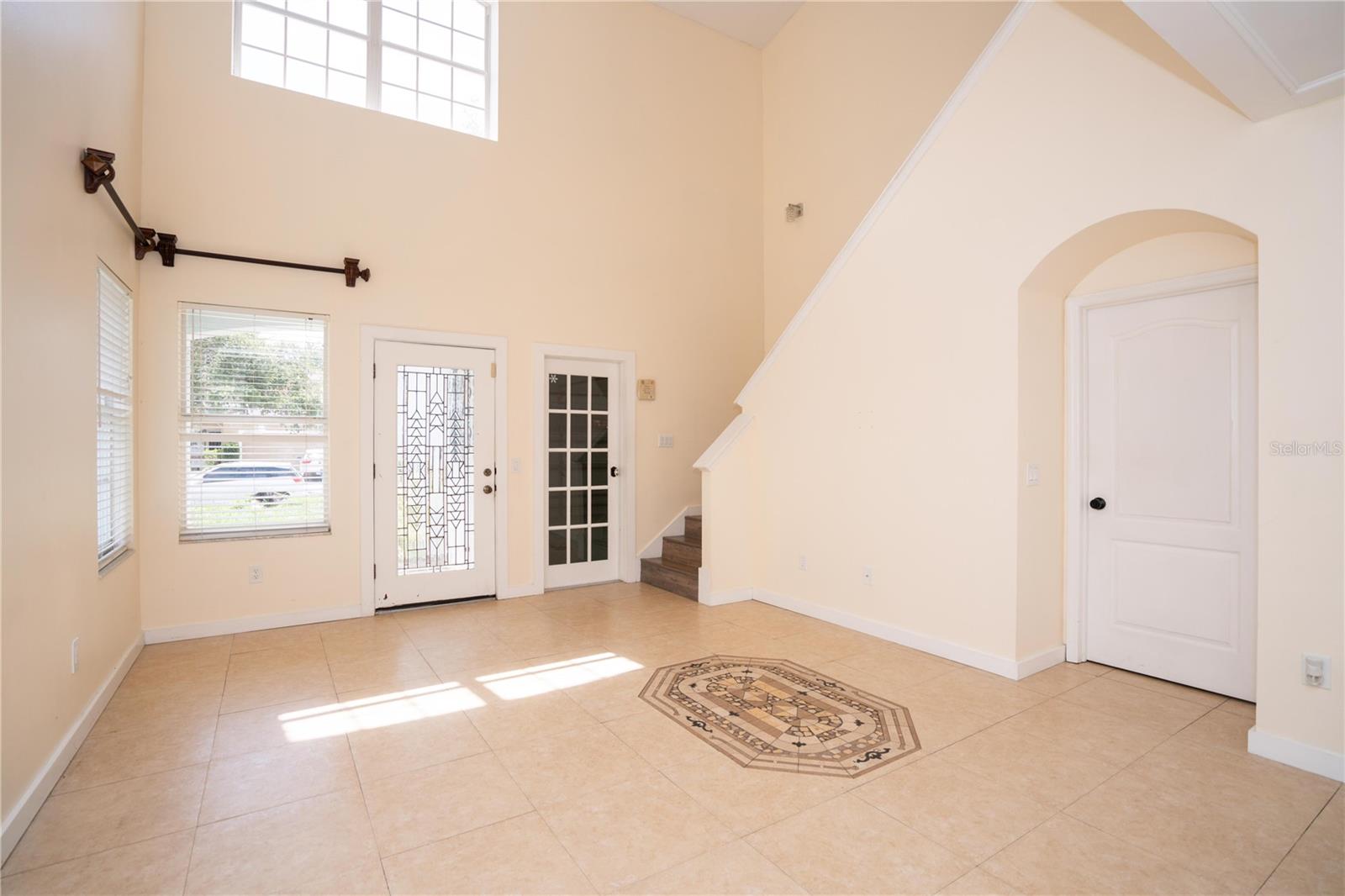 10468 Blackmore, Tampa, FL 33647