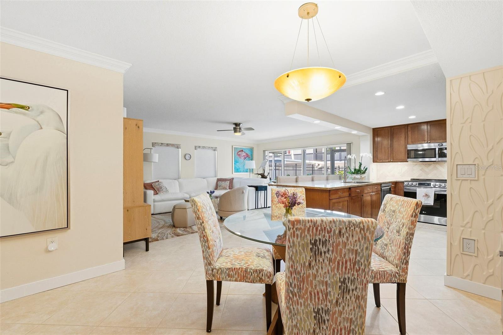 800 Benjamin Franklin Unit 110, Sarasota, FL 34236