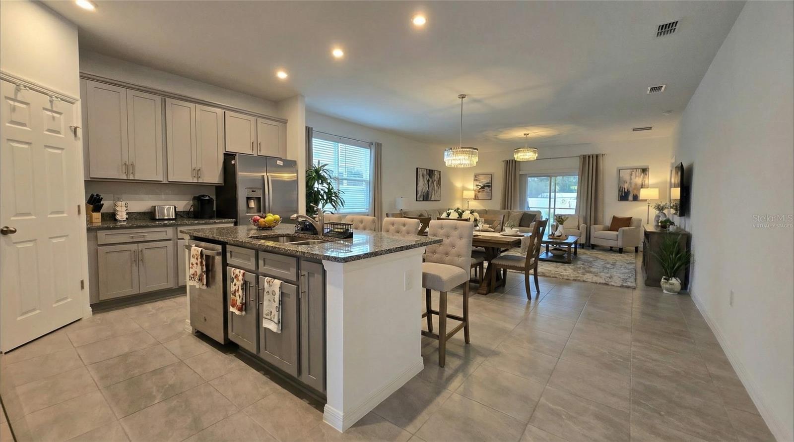 693 Crown Rose, Eagle Lake, FL 33839