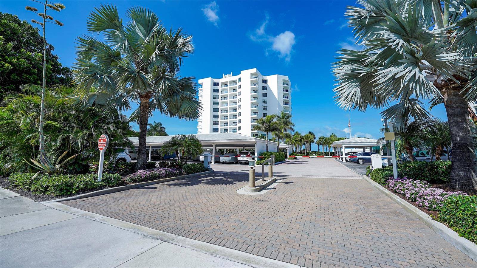 1000 Longboat Club Unit 403, Longboat Key, FL 34228
