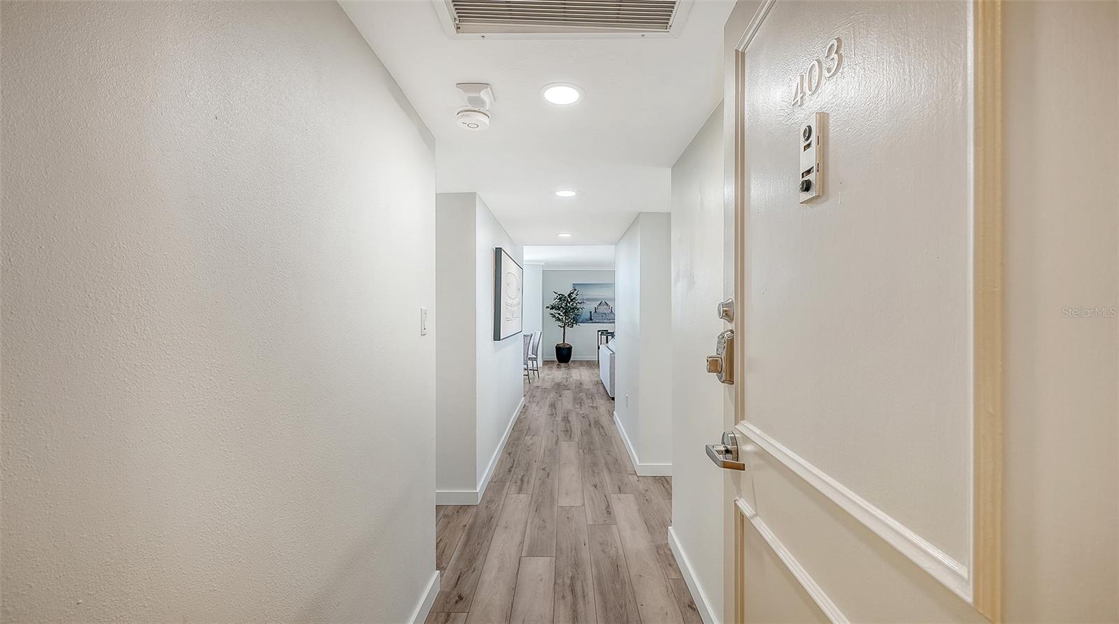 1000 Longboat Club Unit 403, Longboat Key, FL 34228