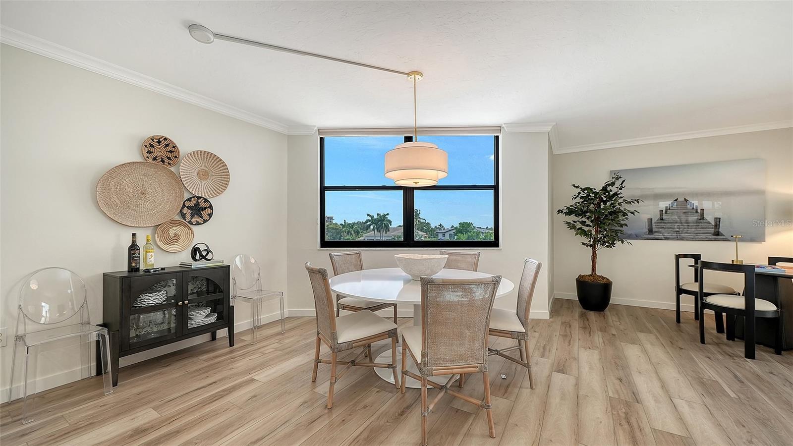 1000 Longboat Club Unit 403, Longboat Key, FL 34228