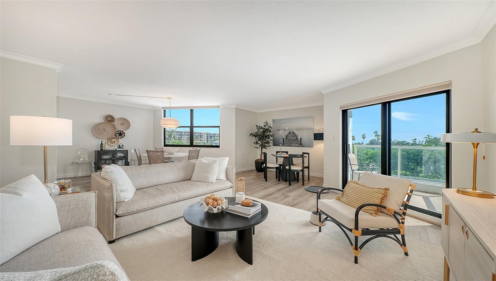 1000 Longboat Club Unit 403, Longboat Key, FL 34228