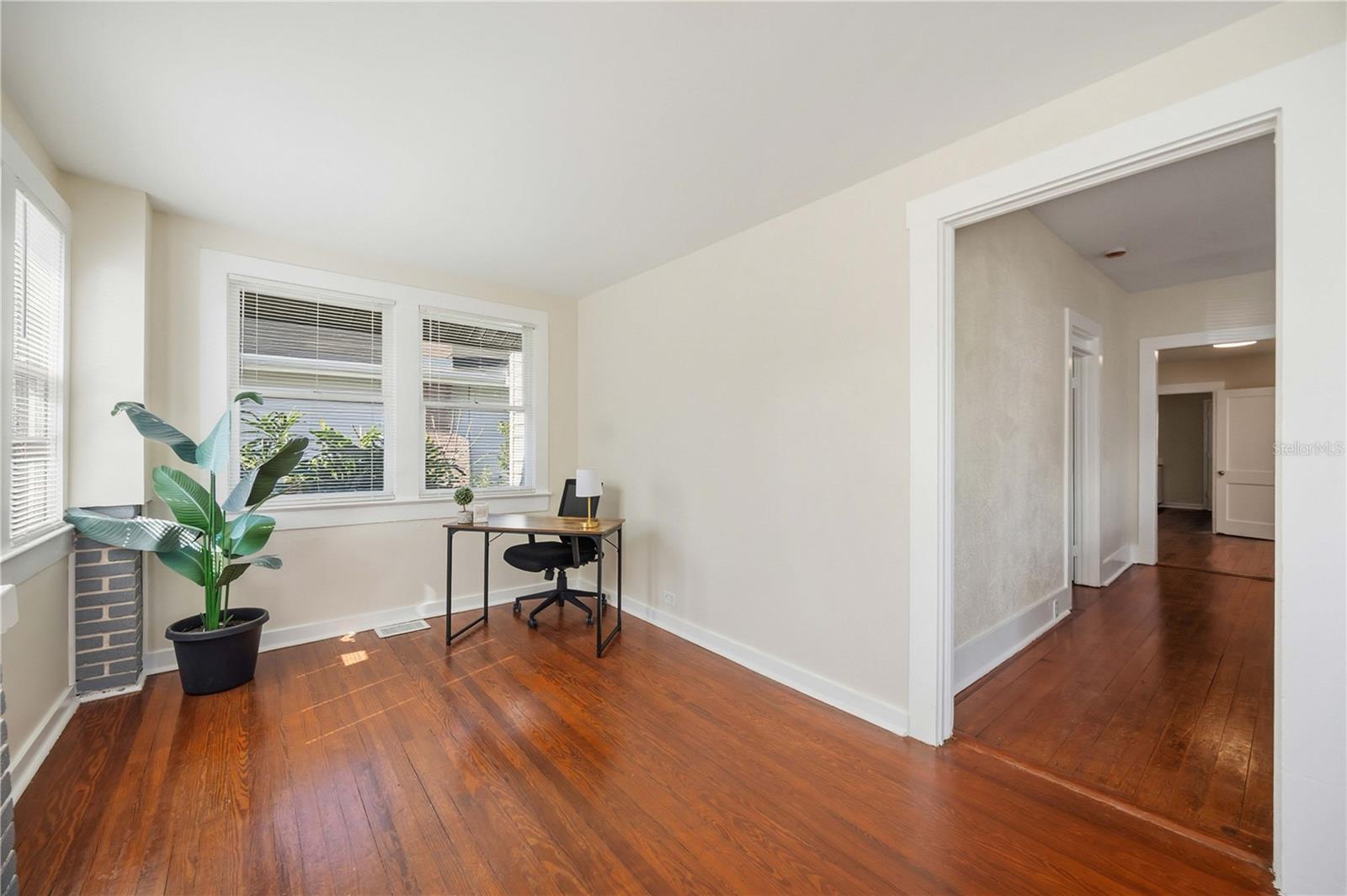 2710 3rd, Bradenton, FL 34205