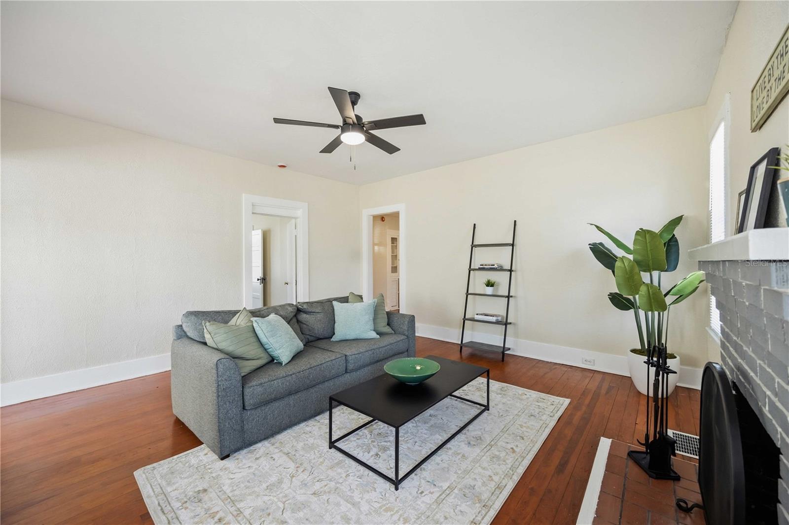 2710 3rd, Bradenton, FL 34205
