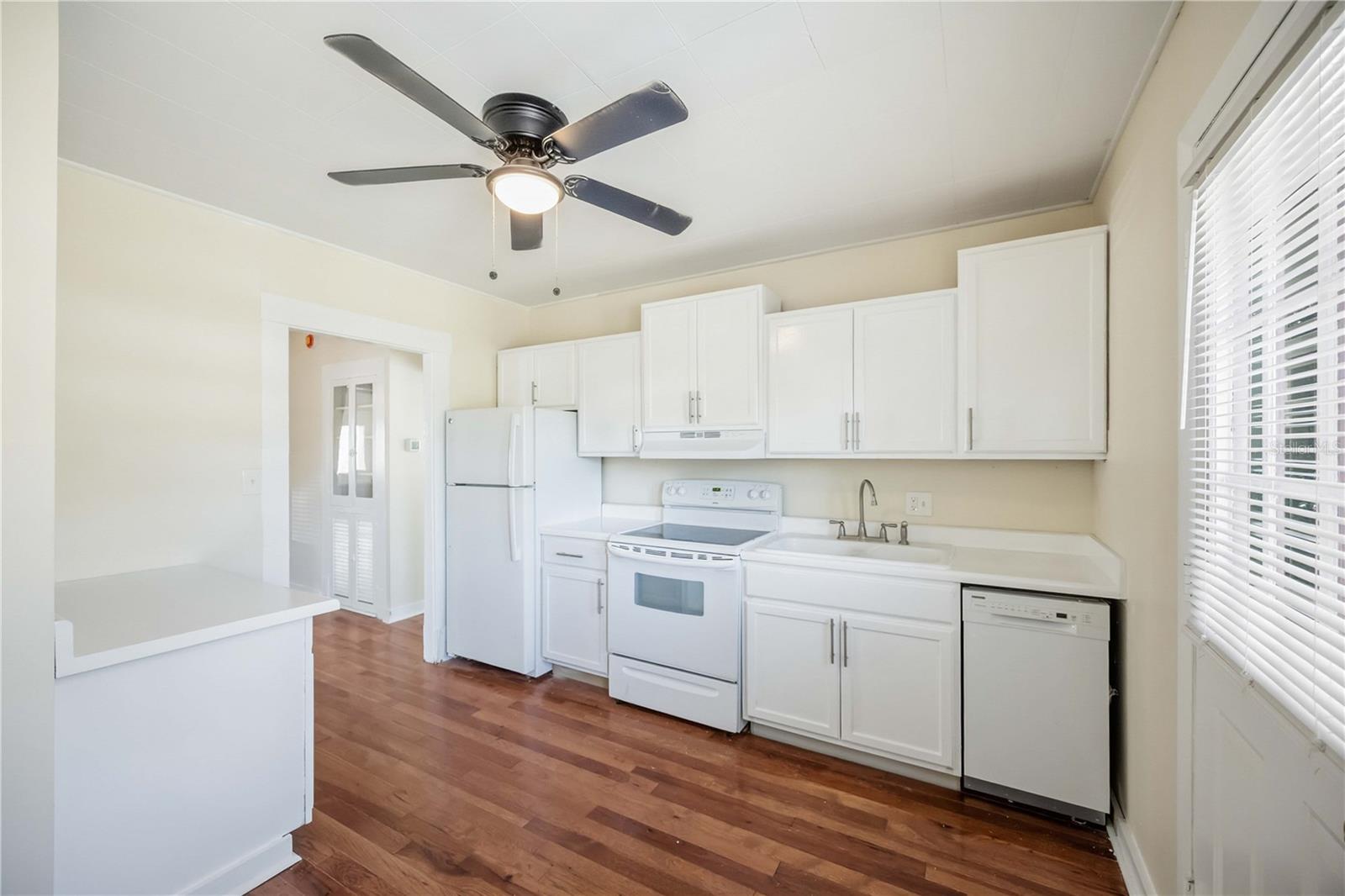 2710 3rd, Bradenton, FL 34205