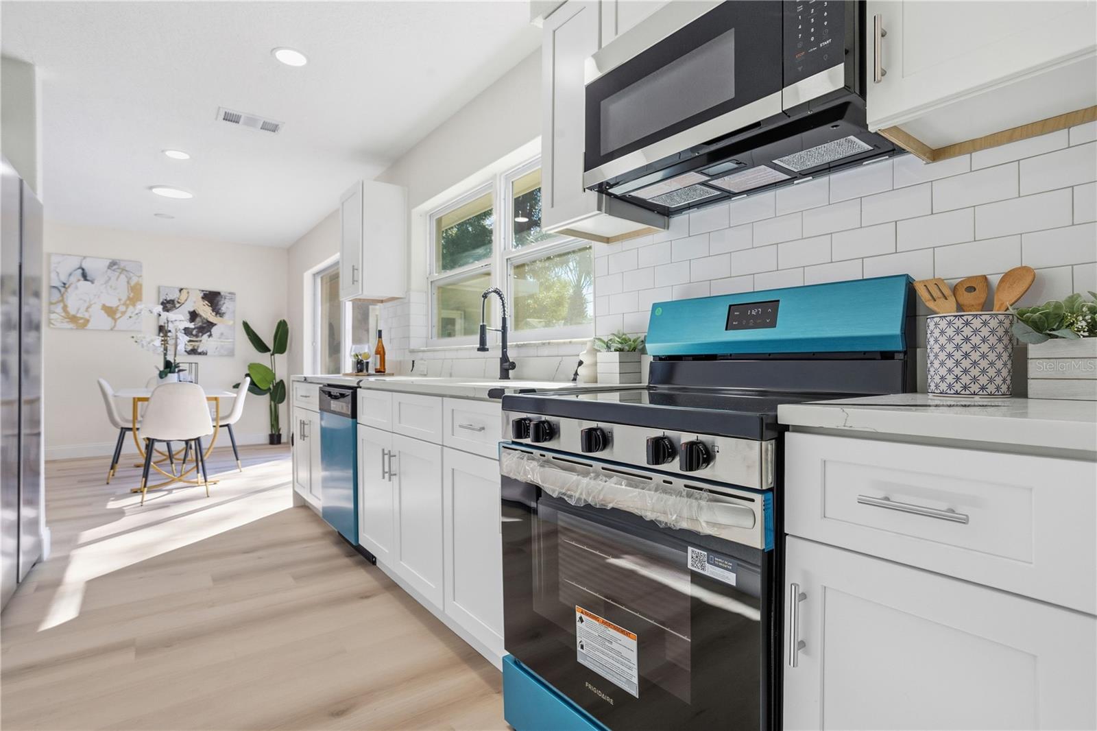214 45th, St Petersburg, FL 33703