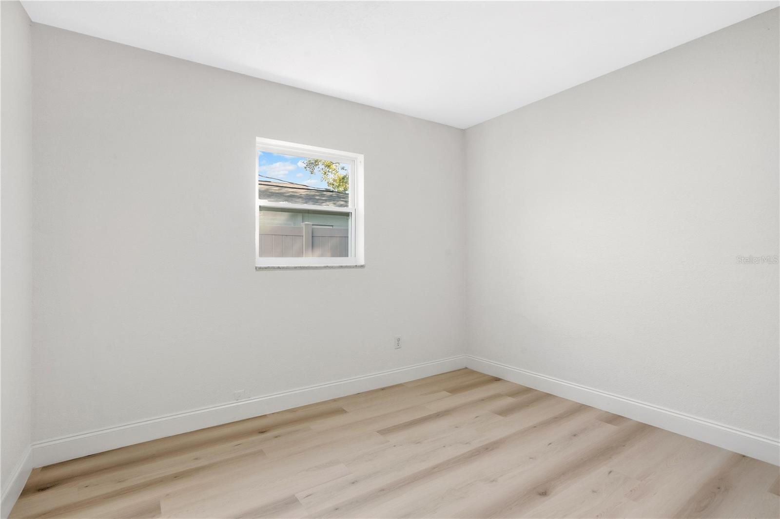214 45th, St Petersburg, FL 33703